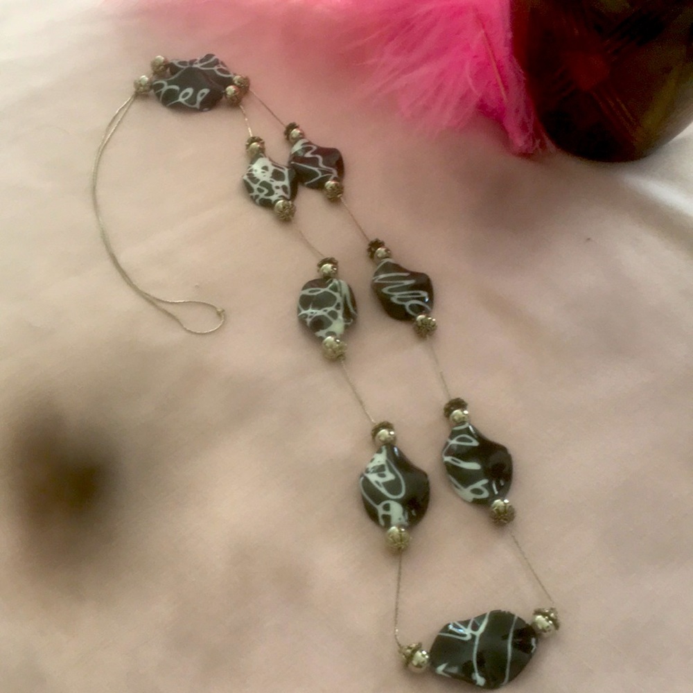 Fashion White & Black With Silver Chain  Wrap Layer Necklace - Picture 9 of 10